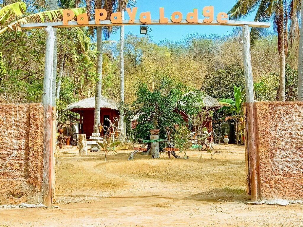 Papaya Lake Lodge